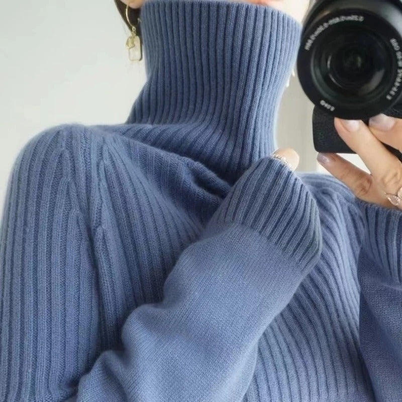 Edita - Women's Turtleneck Sweater