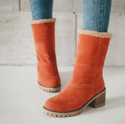 Snow boot – Mid-height shaft and warm faux plush lining